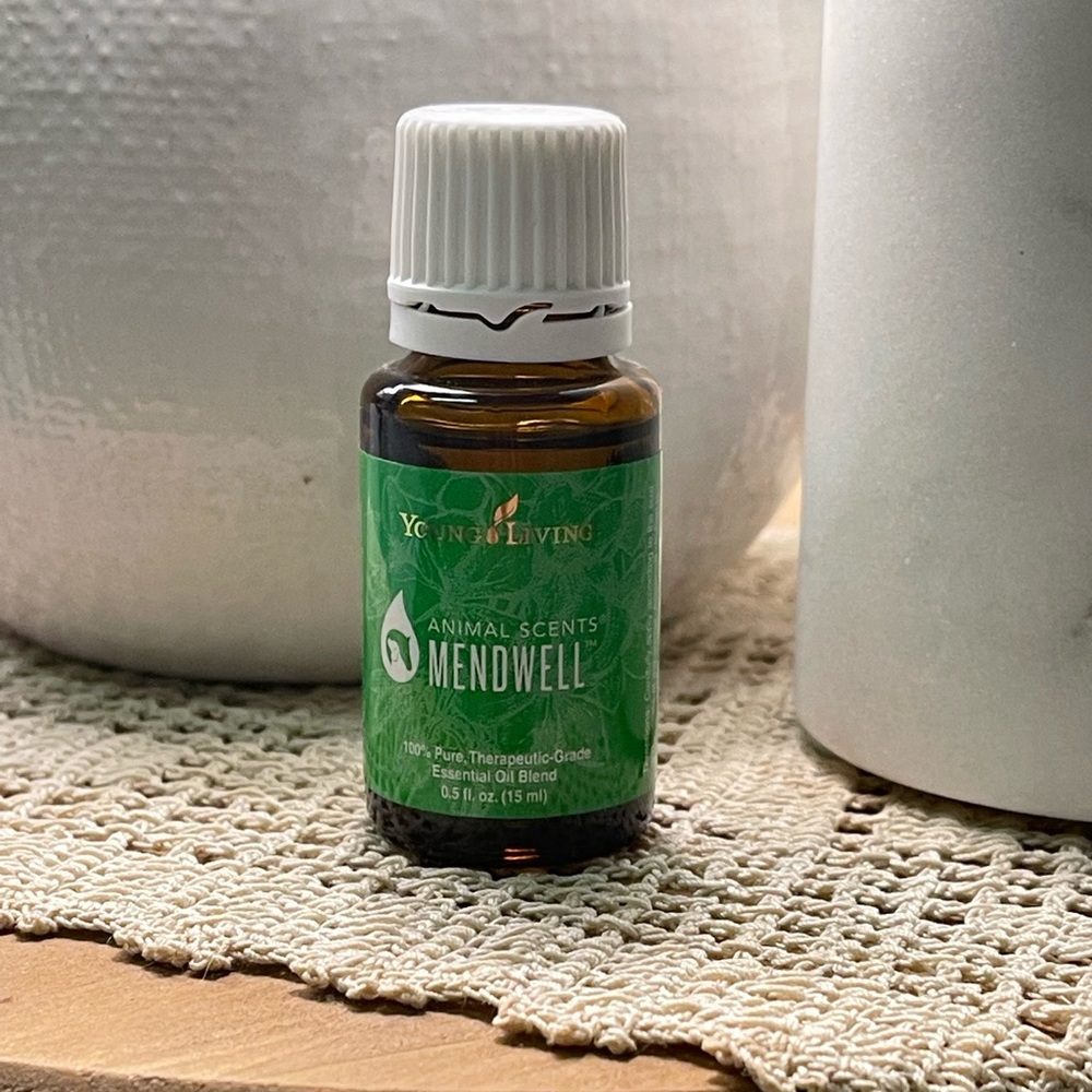 Animal Scents - Mendwell